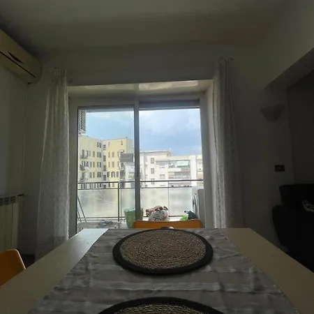 Appartement Bright And Cozy Near Trastevere Station Rome
