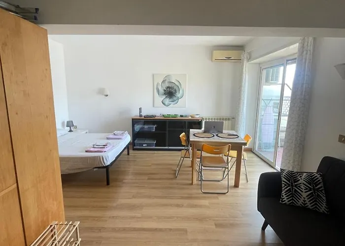 Bright And Cozy Near Trastevere Station * Roma